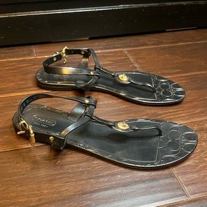 Coach women’s turn lock sandals size 39